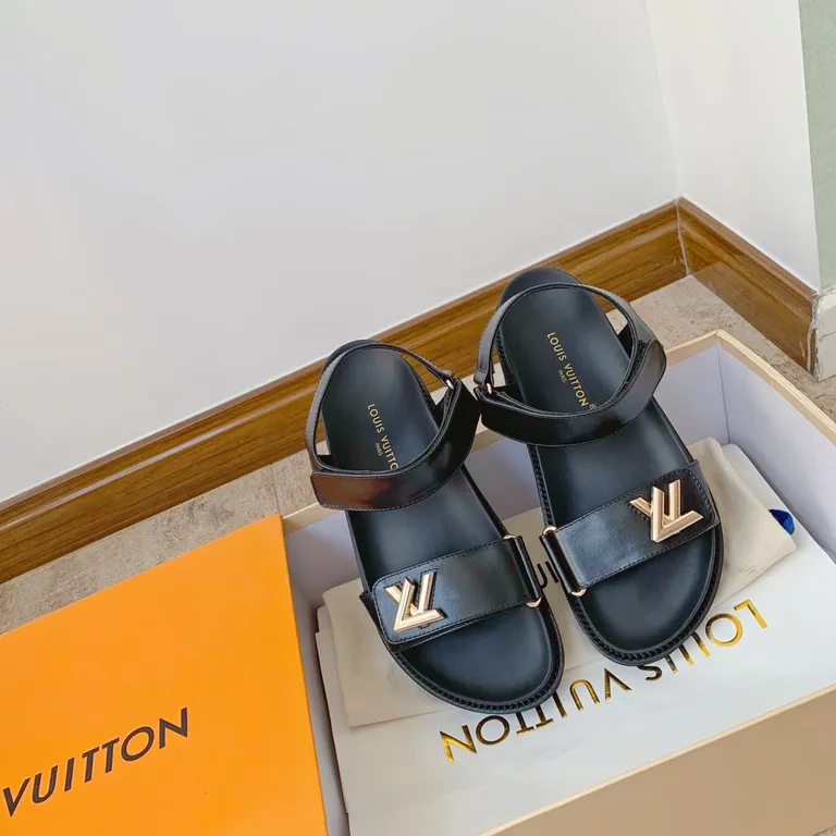 Louis Vuitton Shoe 